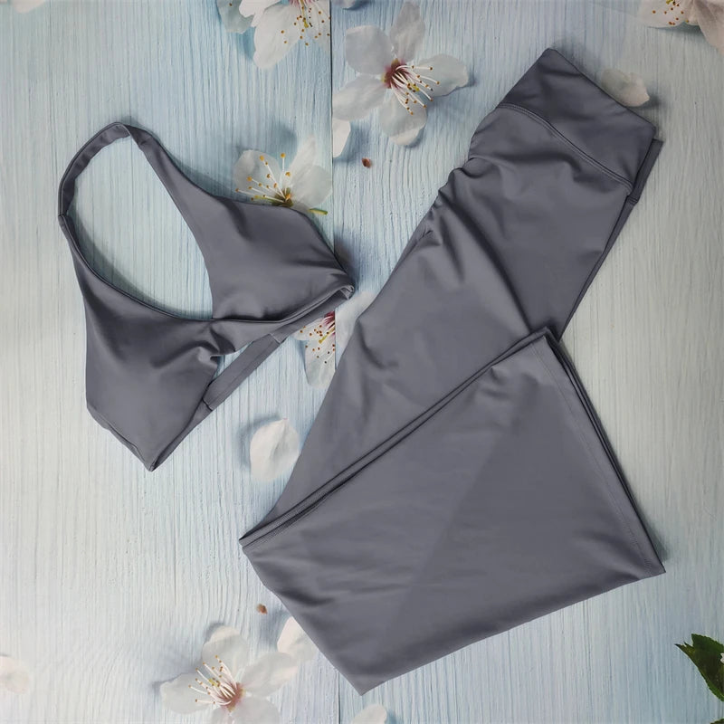 Conjunto deportivo corto moldeador para mujer
