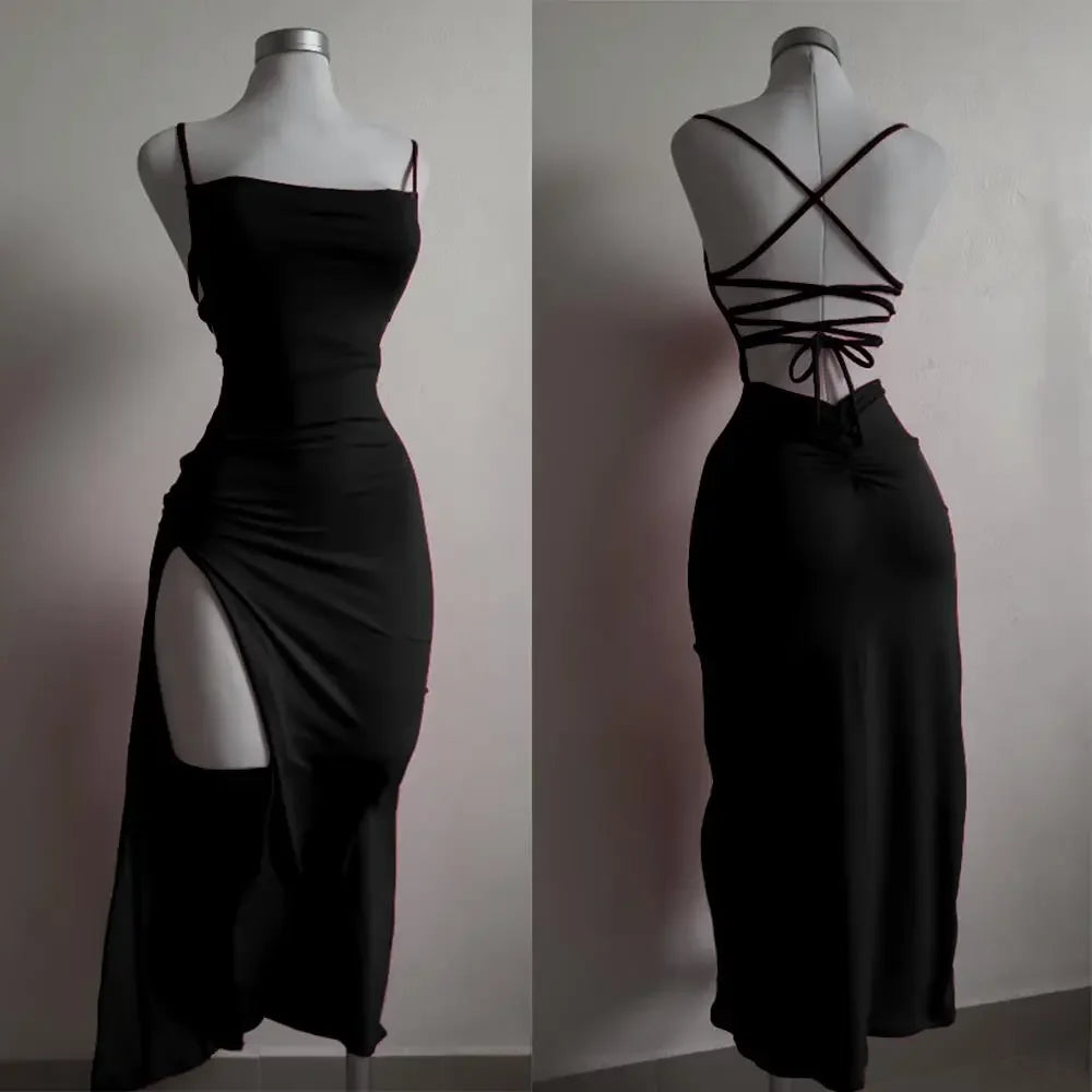 Vestido halter veraniego efecto “Spice Girl” – corte ajustado y estilo atrevido de alta tendencia